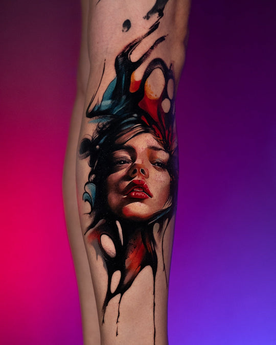 Comment prendre soin de la peau pour que les tatouages colorés restent beaux pendant de nombreuses années. La décoloration des pigments colorés est un mythe.