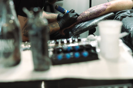 Motifs répétitifs « éculés » dans le tatouage – tuer la créativité des artistes ou droit du client ?